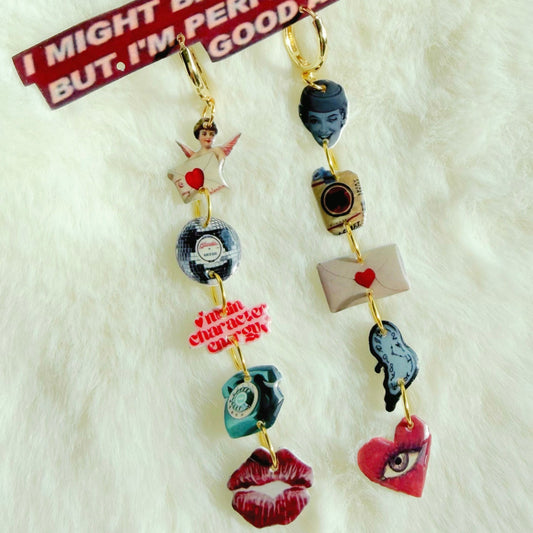 Vintage Girl Earrings 💋